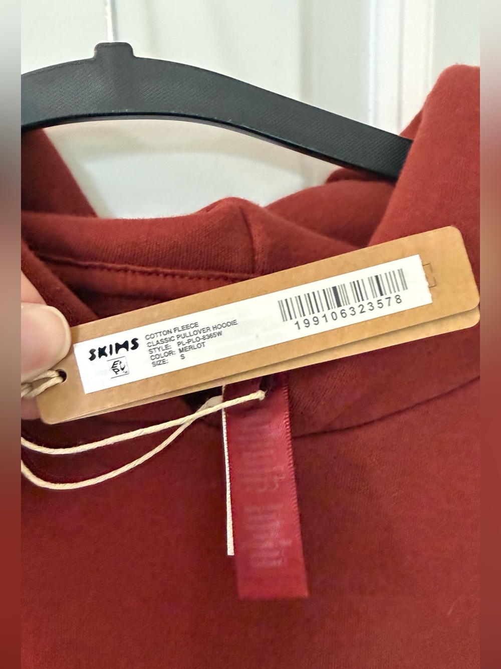 NWT SKIMS Cotton Fleece Classic Pullover Hoodie - S available in Merlot - Picture 3 of 6